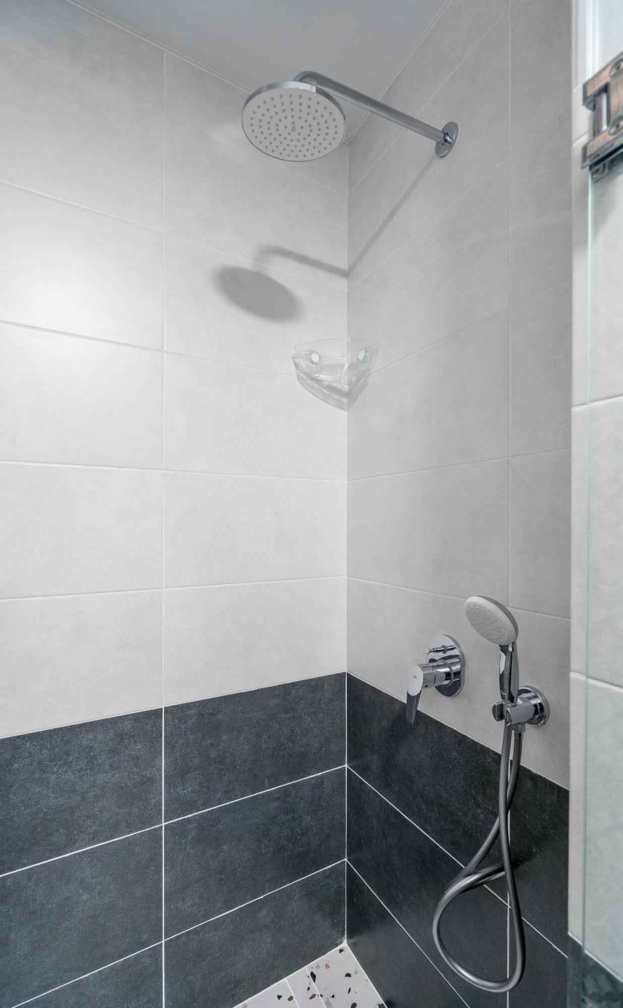 Luxury X By Umbrella Aparthotel Tbiliszi Kültér fotó